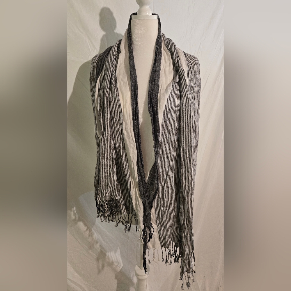 Striped Black and White Scarf